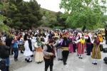 Πριν το κλείσιμο της εκδήλωσης οι πολιτιστικοί Σύλλογοι με τα χορευτικά τους συγκροτήματα χόρεψαν όλοι μαζί